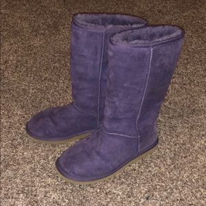 Purple Ugg boots 6